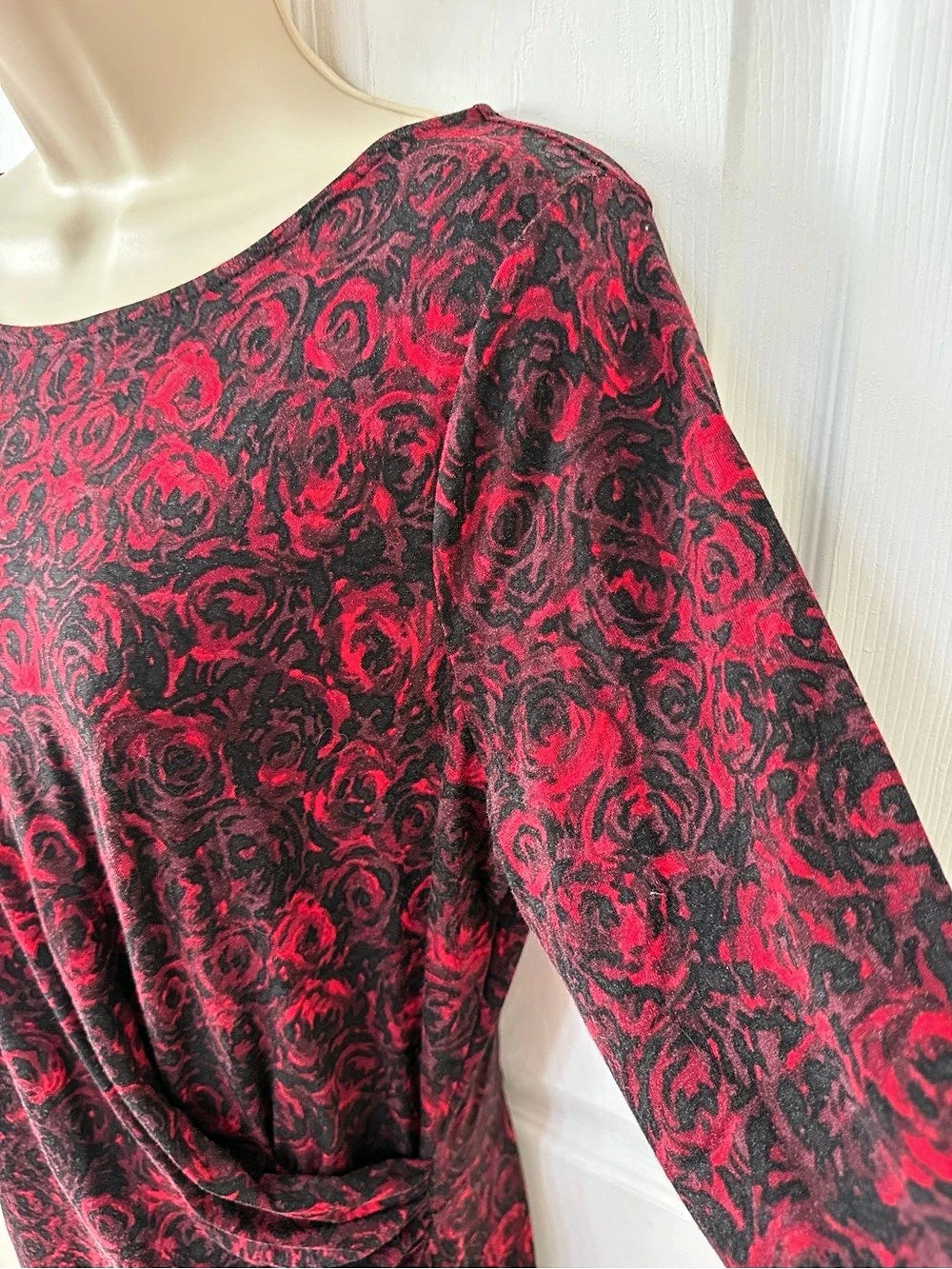Talbots Red and Black Rose Floral Faux Wrap Midi Dress Medium - Picture 7 of 14